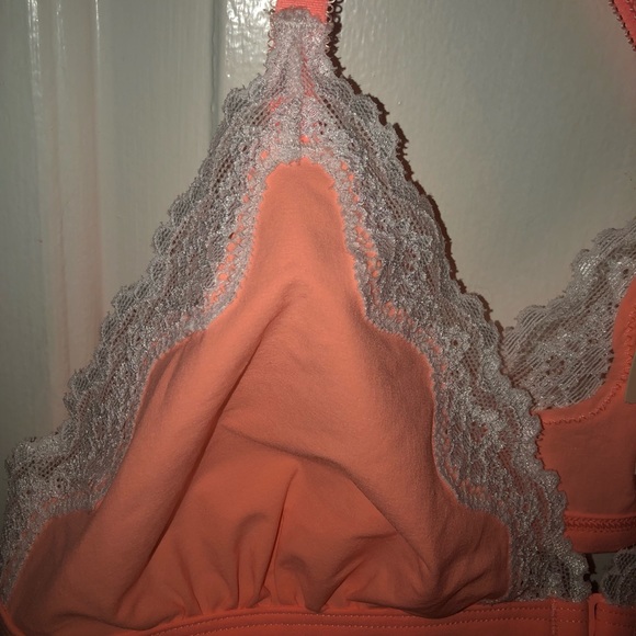 PINK Bralette - Picture 1 of 7